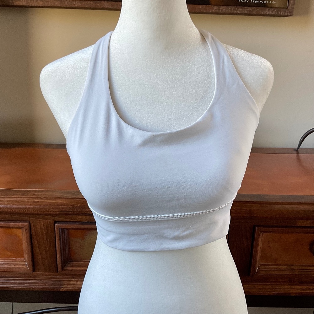 Lululemon Crisscross Strap Sports Bra Size 4 White